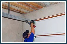 Garage Door Shop New Berlin, WI 262-749-5417 - garage-door-maintenance